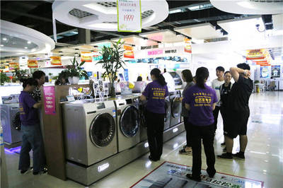 海爾產品在阜陽商廈創藝家電節首日銷售強勢，占有率高達70%